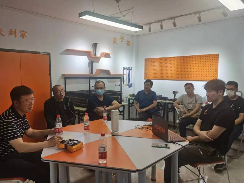 探讨格斗机器人的课程建设问题 探讨格斗机器人的课程建设问题